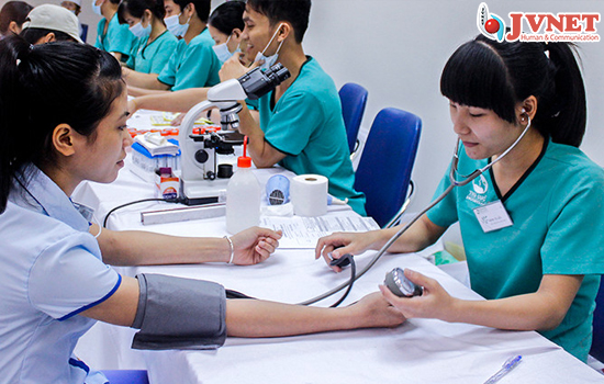 Xuất khẩu lao động Nhật Bản đơn hàng may mặc-2
